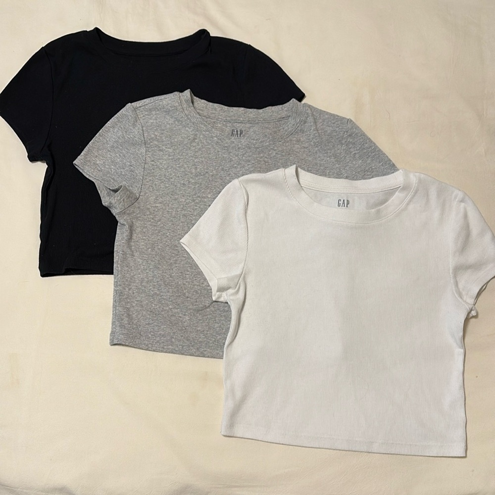 GAP 3 pack cropped short sleeve shirts